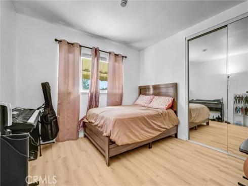 1341 S Pembrooke Lane, Anaheim, CA