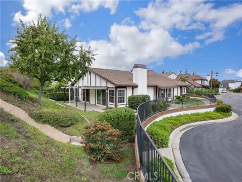 500 S Calle De Casas  , Anaheim, CA