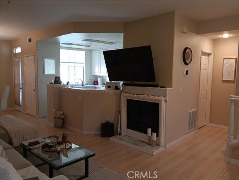 335 W Summerfield  , Anaheim, CA