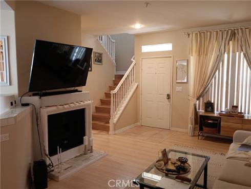 335 W Summerfield  , Anaheim, CA