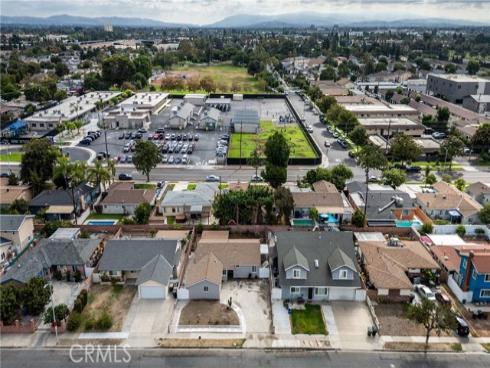 728 N Geneva , Anaheim, CA