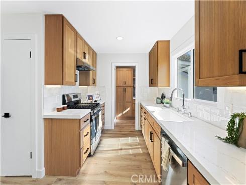 1413 S Loara , Anaheim, CA