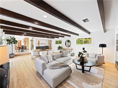 1413 S Loara , Anaheim, CA