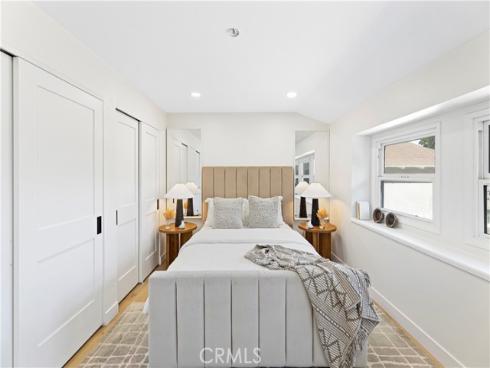 1413 S Loara , Anaheim, CA