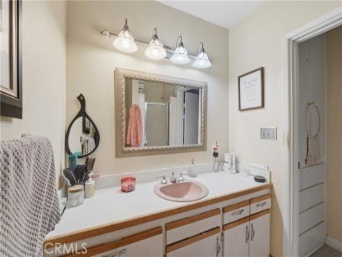 633 S Clementine , Anaheim, CA