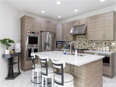 8755 E Garden View , Anaheim, CA