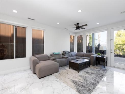 8755 E Garden View , Anaheim, CA