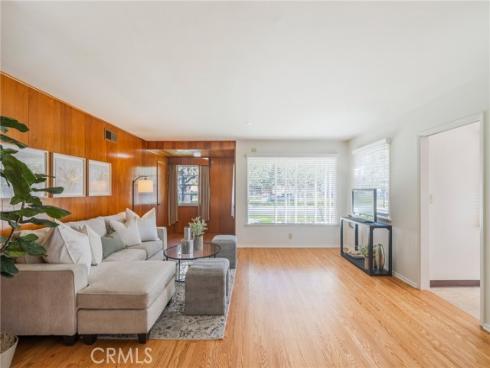 1241 S Walnut , Anaheim, CA