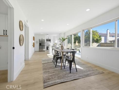 2228 E Nyon Avenue, Anaheim, CA