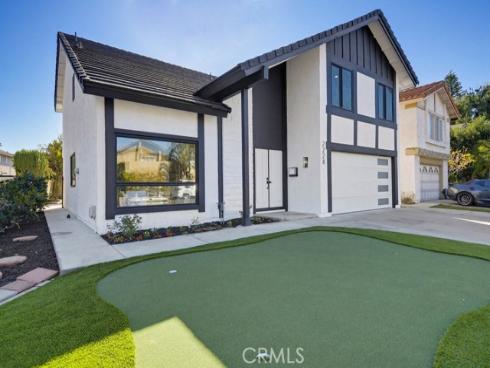 2228 E Nyon Avenue, Anaheim, CA