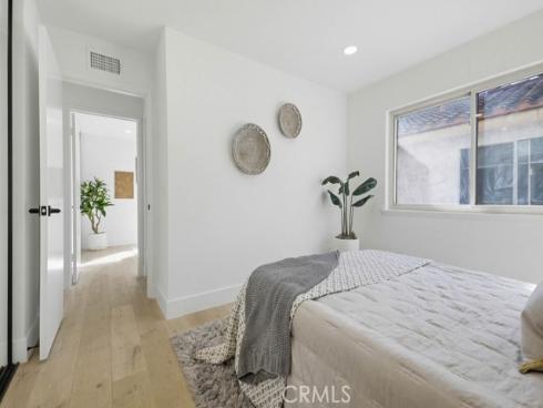 2228 E Nyon Avenue, Anaheim, CA