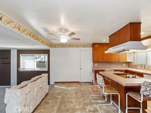 2122 W Harle , Anaheim, CA