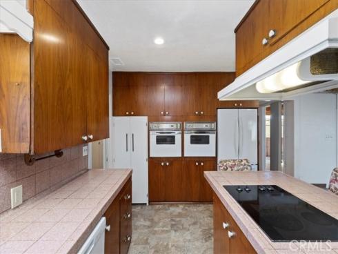 2122 W Harle , Anaheim, CA