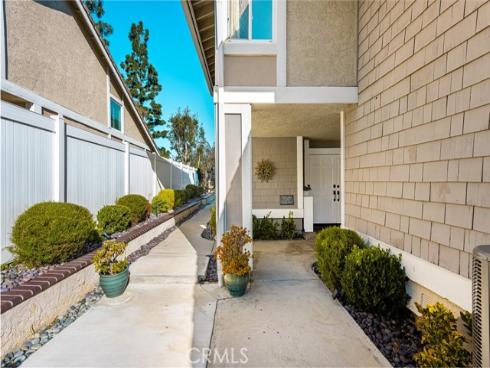 5889 E Mountain Loop Trl #4 , Anaheim, CA
