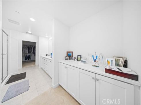 1897 S Union , Anaheim, CA