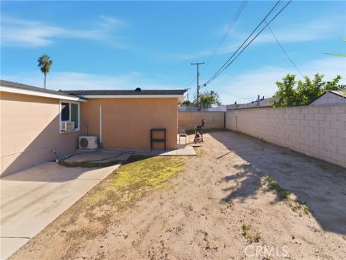 745 N N Vine St , Anaheim, CA