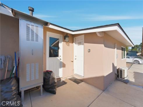 745 N N Vine St , Anaheim, CA