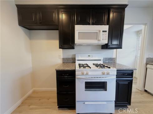 1974 W Glenoaks E Avenue, Anaheim, CA