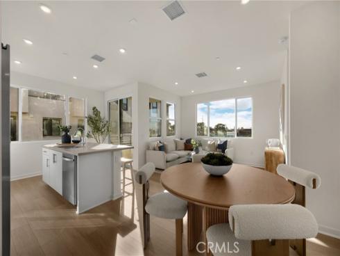 109 S Laxore 306 Street, Anaheim, CA