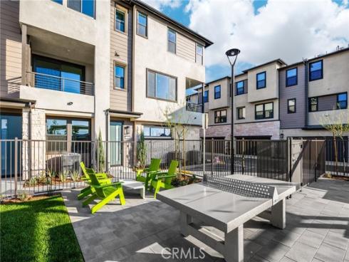 109 S Laxore 306 Street, Anaheim, CA