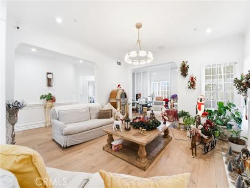 381 S Henning Way, Anaheim, CA