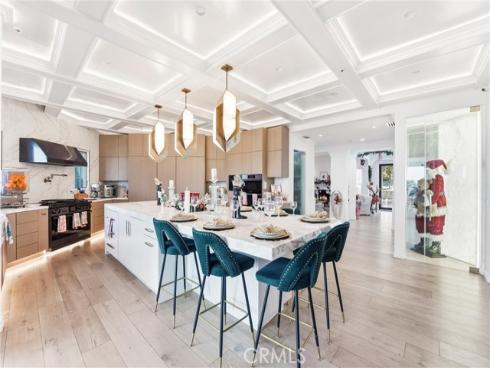 381 S Henning Way, Anaheim, CA