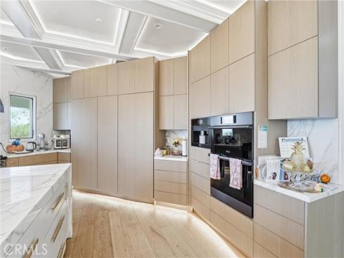 381 S Henning Way, Anaheim, CA