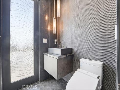 381 S Henning Way, Anaheim, CA