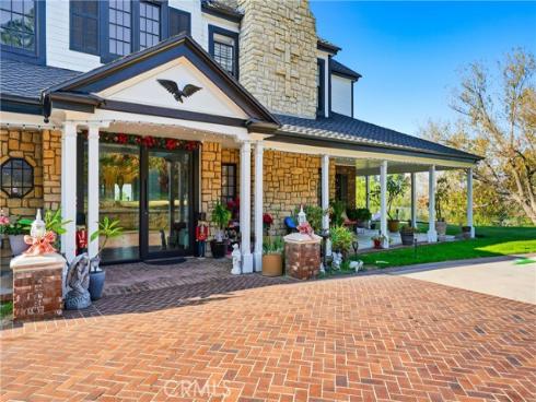 381 S Henning Way, Anaheim, CA