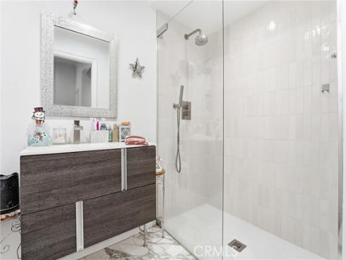 381 S Henning Way, Anaheim, CA