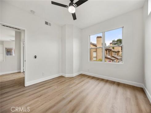 932 S Country Glen , Anaheim, CA