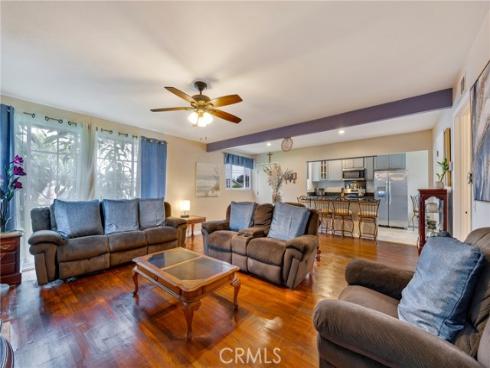 2136 W Clover , Anaheim, CA