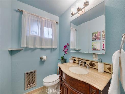 2136 W Clover , Anaheim, CA