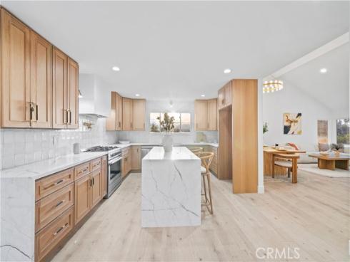 100 S Saddleback , Anaheim, CA