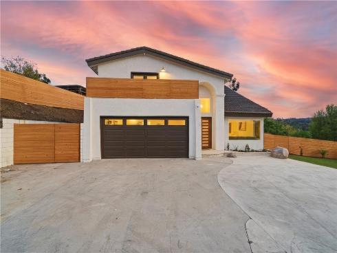 100 S Saddleback , Anaheim, CA