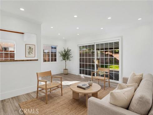 1125 W Hampshire , Anaheim, CA