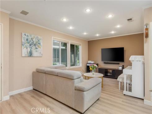 2157 W Essex Circle , Anaheim, CA