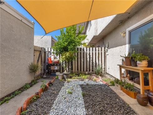 2157 W Essex Circle , Anaheim, CA