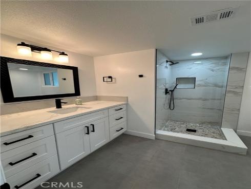 7715 E Camino Tampico , Anaheim, CA