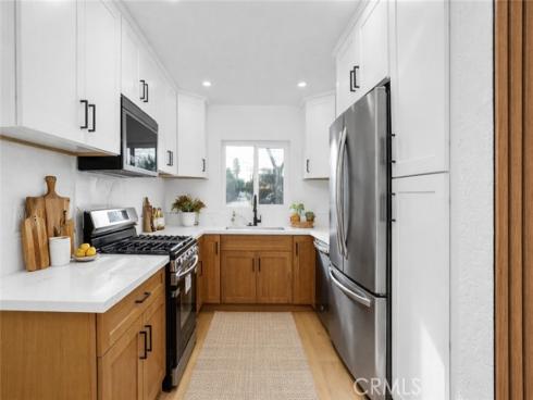 1425 E Vermont , Anaheim, CA