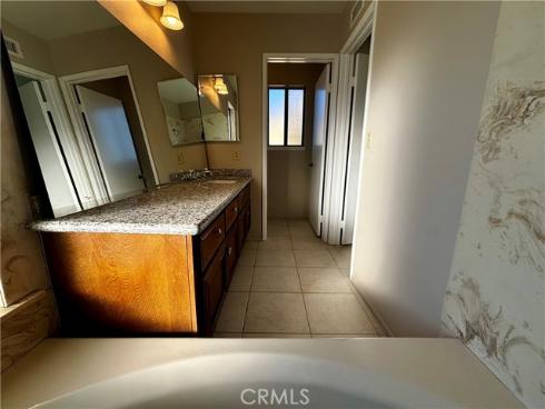 2562 E Lark Ellen , Anaheim, CA