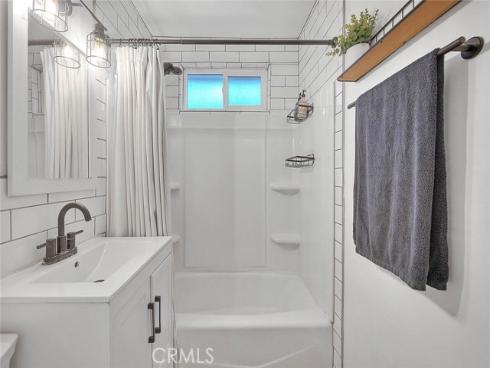 1237 N Evergreen , Anaheim, CA