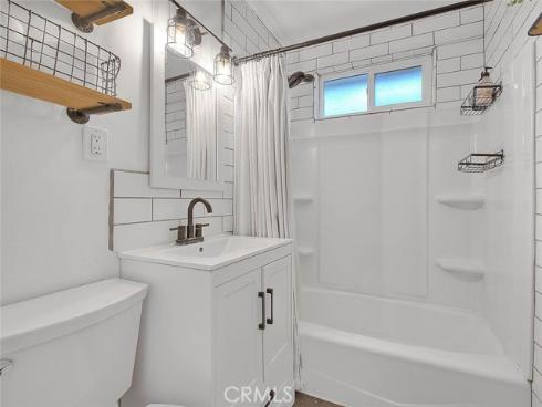 1237 N Evergreen , Anaheim, CA