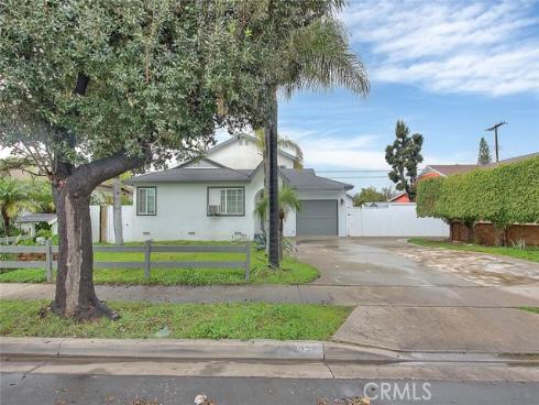 1237 N Evergreen , Anaheim, CA