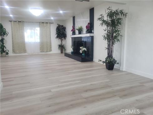 2758 W Stockton  , Anaheim, CA