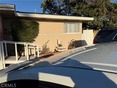 1439 W Kiama , Anaheim, CA