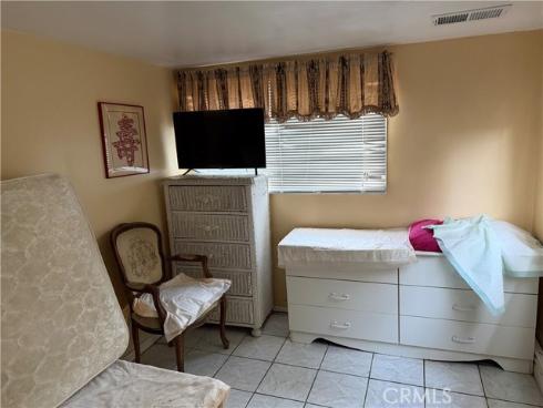 1439 W Kiama , Anaheim, CA