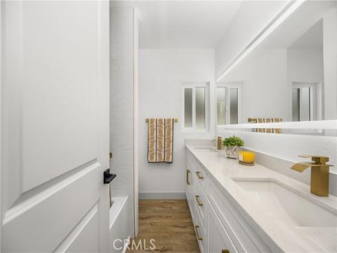 326 S Clementine , Anaheim, CA