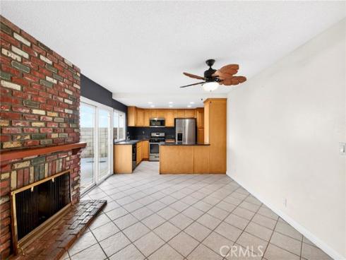 7685 E Calle Durango , Anaheim, CA