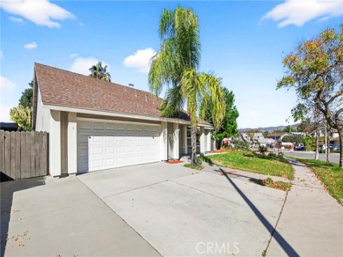 7685 E Calle Durango , Anaheim, CA
